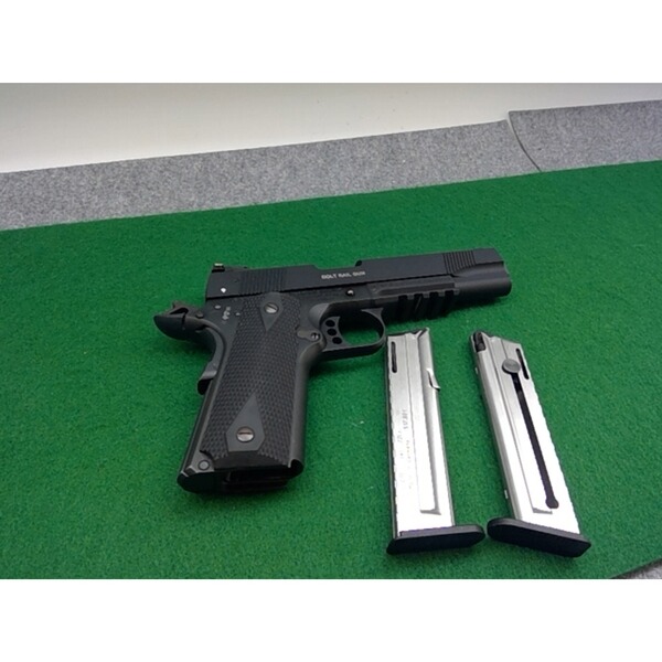 Pistole Colt Mod. 1911 Rail Gun Government im Kaliber 22lr gebraucht