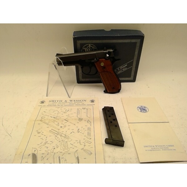 Pistole Smith & Wesson 39-2 im Kaliber 9mmLuger gebraucht