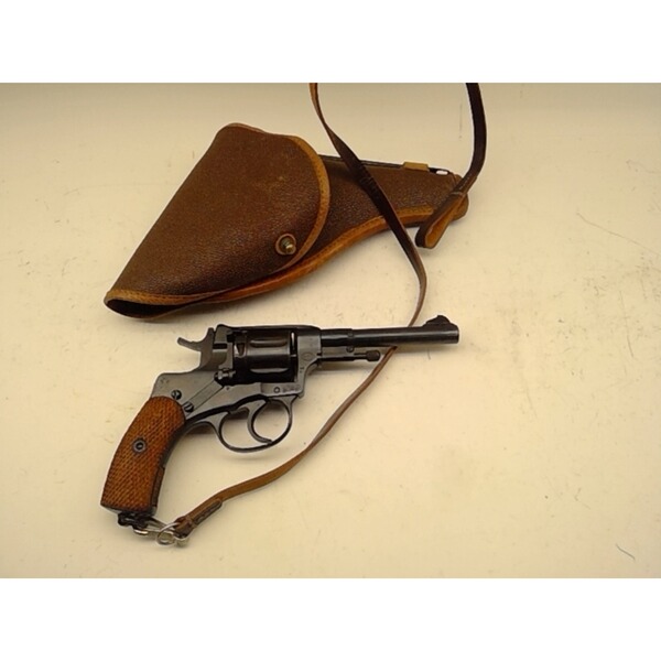 Revolver Nagant 1895 im Kaliber 7