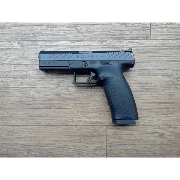 Pistole CZ P-10 F im Kaliber 9mmLuger gebraucht