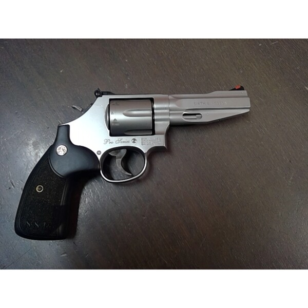 Revolver Smith & Wesson 686 SSR im Kaliber .357Mag gebraucht