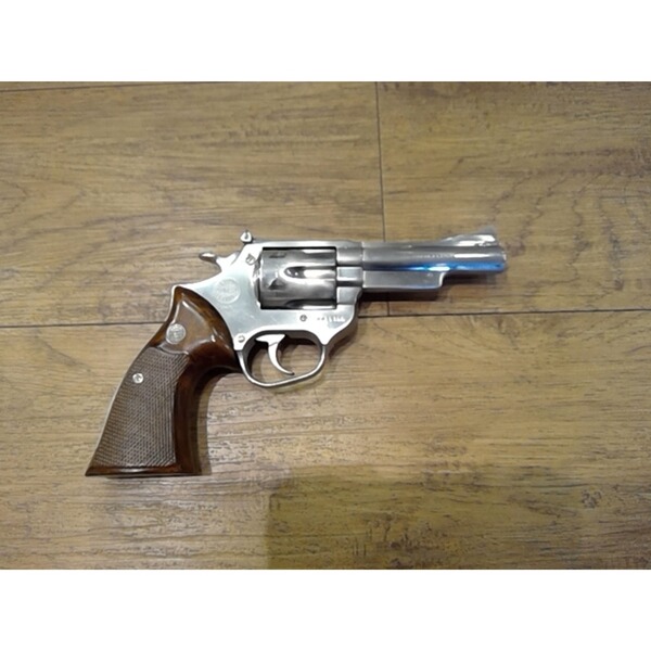 Revolver Astra Mod. 960 Kal.:.357 Magnum, 4" Lauf, STS, gebraucht