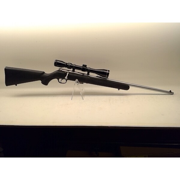 Repetierbüchse Savage 93 .22WinMag montiert mit Tasco 3-9x40 Absehen Plex