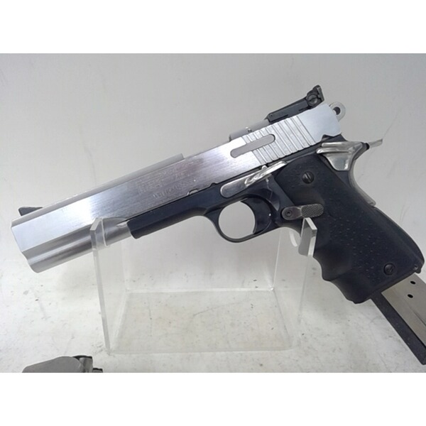 Pistole Peters Stahl 1911 im Kaliber .45Auto gebraucht