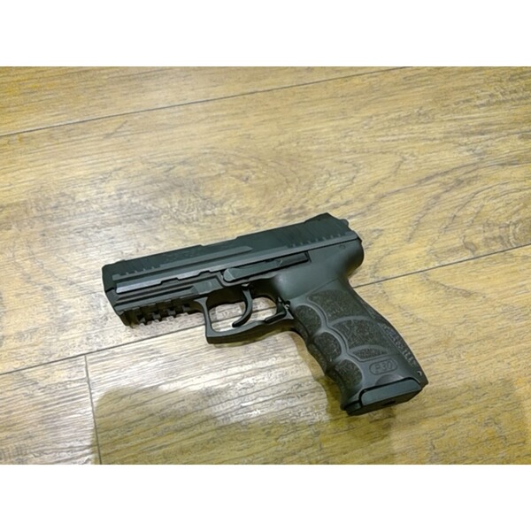 Pistole Heckler & Koch P30 im Kaliber 9mmLuger gebraucht