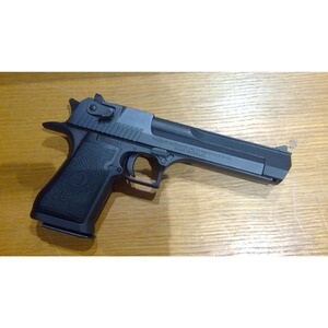 Pistole IMI Desert Eagle im Kaliber 357 Magnum gebraucht