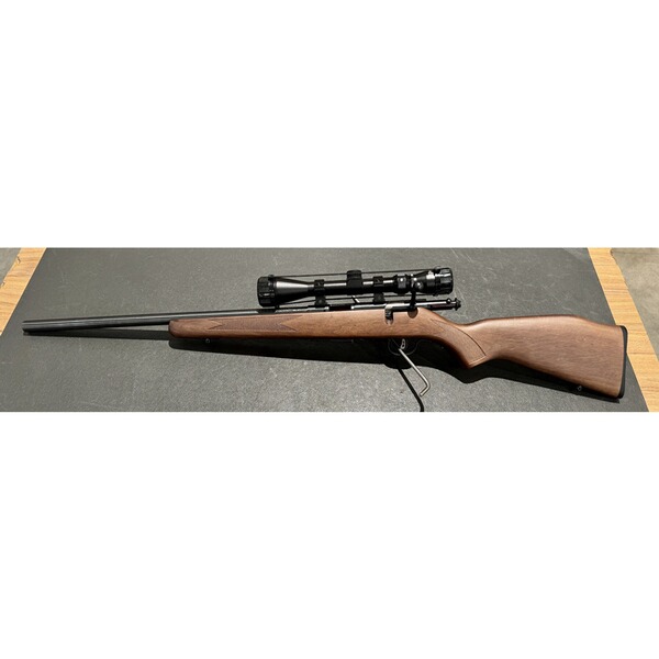 Repetierbüchse Savage 93R17 Links im Kaliber .17HMR gebraucht