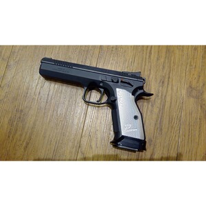 Pistole CZ75 TS 2 Silver im Kaliber 9mmLuger gebraucht
