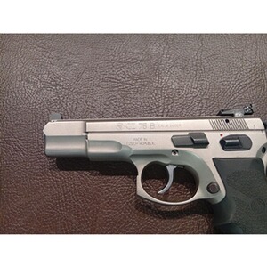 Pistole CZ Uhersky Brod 75 B im Kaliber 9mmLuger gebracht