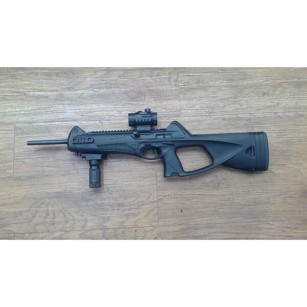 Selbstladebüchse Beretta CX4 Storm im Kaliber 9mmLuger gebraucht inkl. Leuchtpunktzielgerät