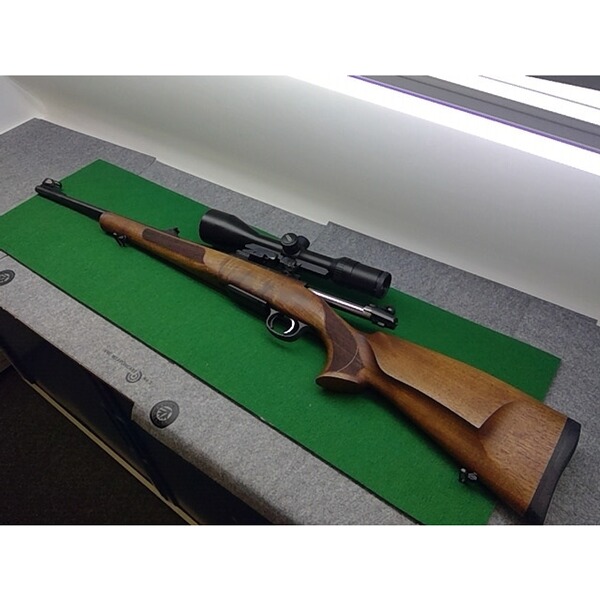 Repetierbüchse CZ557 Luxus im Kaliber 243 Win.