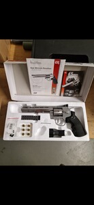 ASG Dan Wesson 6" Revolver 4,5mm BB mit Zubehör