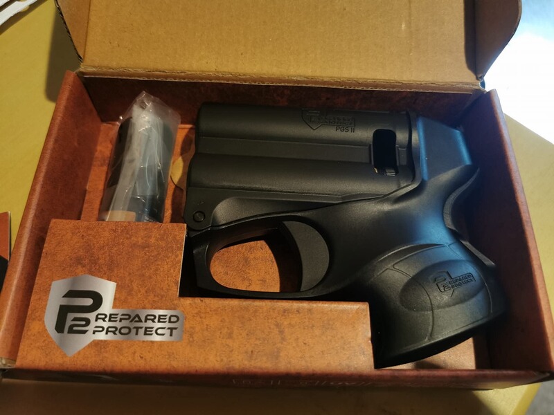 Pfefferpistole Walther + 2 Kartuschen ( Geel und Spray)