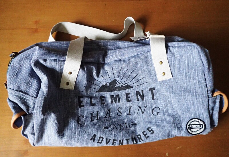 Frauensporttasche von Element „Wanderlust“ in sky blue, Neuware!