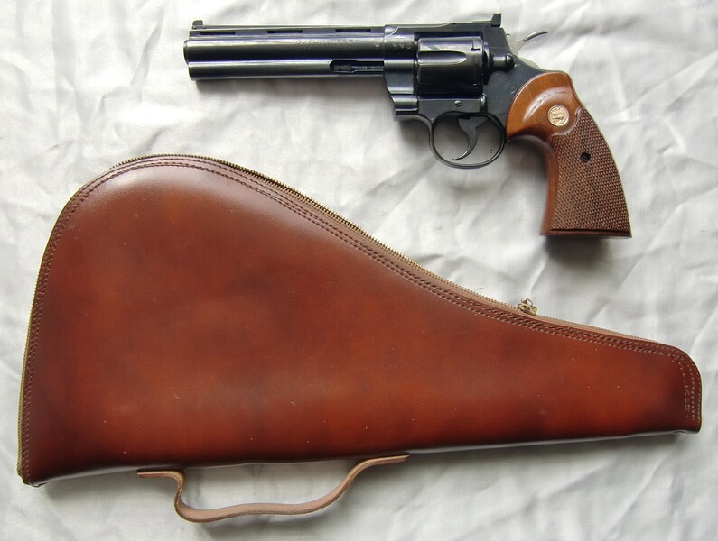 KLASSIKER: REVOLVER COLT, MOD. PYTHON, Kal. .357 Mag., INCL. AUFBEWAHRUNGSTASCHE, GUTER ZUSTAND!!!
