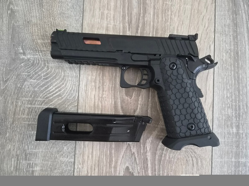 ASG Combat Master 2011 CO₂ Airsoft (6 mm BB) – Gebraucht – Top Zustand