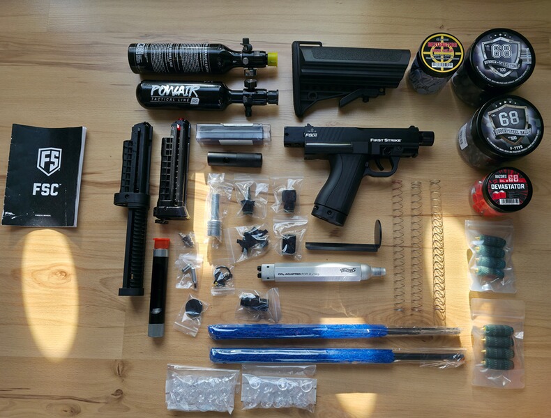 FSC First Strike mit viel Zubehör
