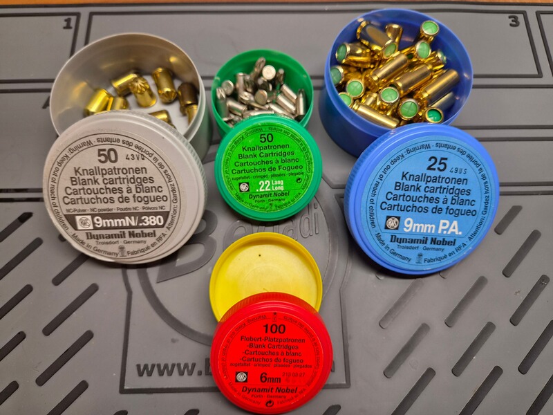 Konvolut Munitionsdosen von Dynamit Nobel 9mm, .22Lang & 6mm Flobert