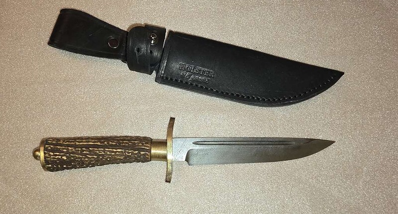 Russland Original Messer " Finka " Damast, Hirschhorngriff , Lederscheide, NEU .