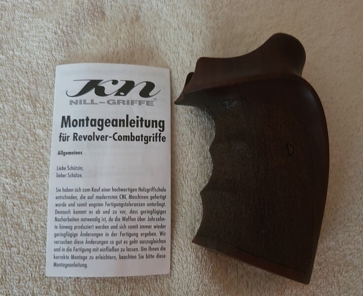 Nill - Griffe Griffschalen S&W K/L Rahmen RdB