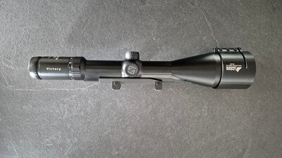 Zeiss Victory Varipoint M 3-12x56 T* Leuchtpunkt und Innenschiene