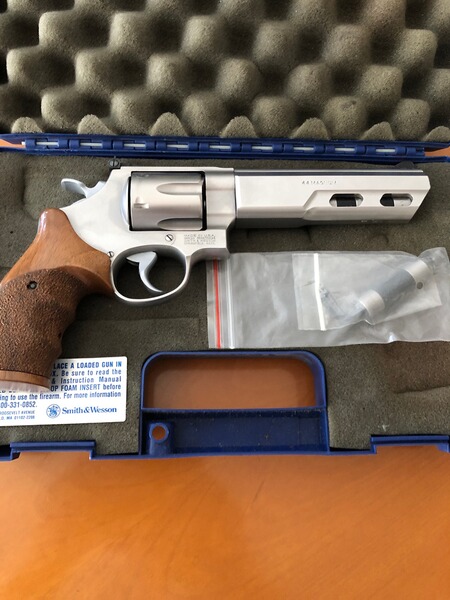 SCHEIBENREVOLVER COMPETITOR S&W 629 6“ 44 MAGNUM
