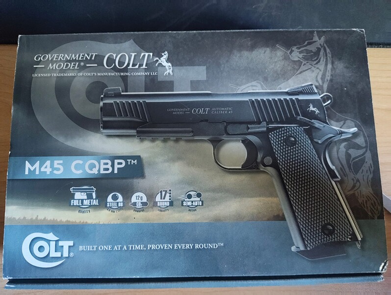 Colt M45 CQBP CO2-Pistole 4,5mm Stahl-BB (Vollmetall, Blowback) in OVP + Walther BBs
