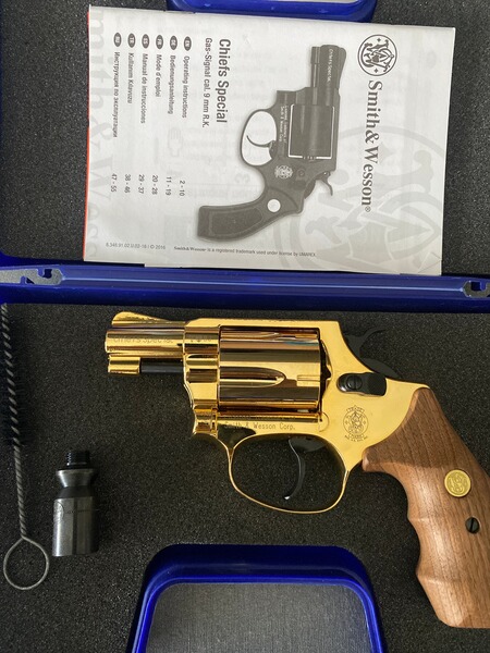 Smith & Wesson Schreckschuss Revolver Chiefs Special