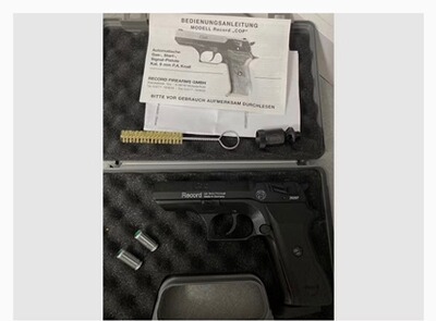 Pistole vom Typ Record Cop in schwarz brüniert, Kaliber 9 mm