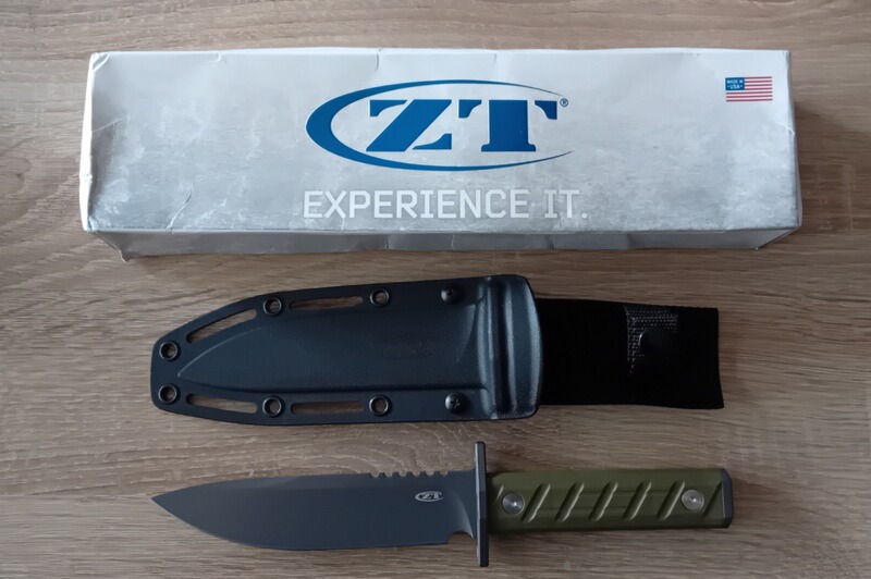 Schönes Outdoormesser