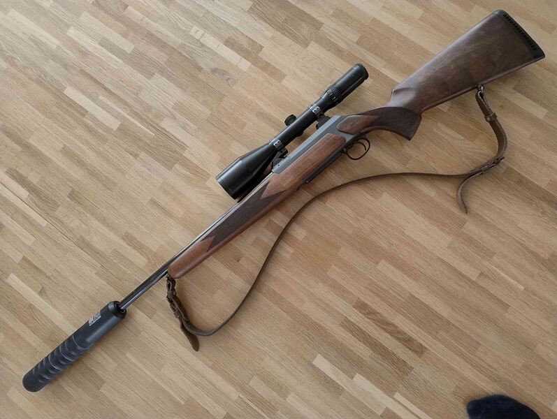 Sauer 200; 9,3x62; mit ZF Schmidt & Bender und Schalldämpfer
