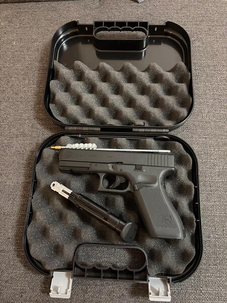 Glock 17 Gen5 CO₂-Pistole 4,5 mm – Blowback – inkl. original Glock-Waffenkoffer – Neuwertig
