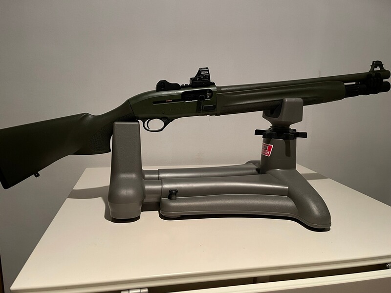 Beretta Selbstladeflinte 1301 Tactical 12/76 OD Green wie neu mit Zubehör