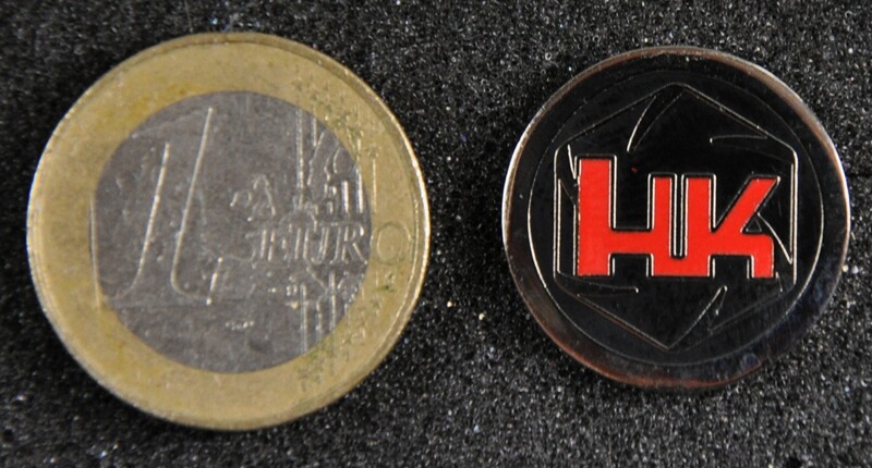 1 original Werbeanstecker von Heckler & Koch