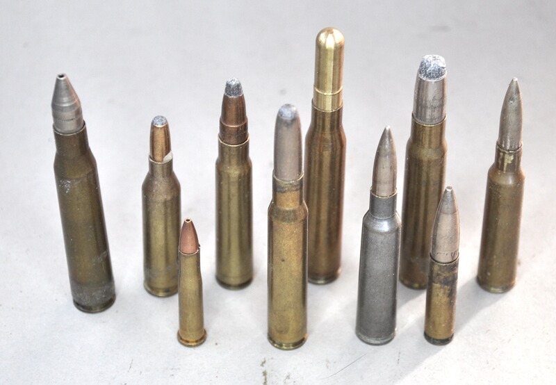 10 verschiedene Deko-Patronen für Gewehre