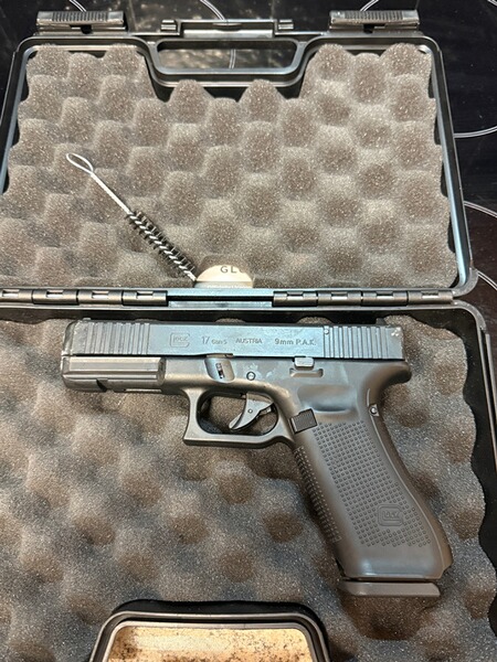 Glock 17 Gen5 9mm P.A.K