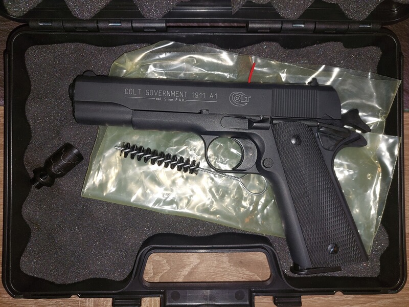 Colt Schreckschuss Pistole Government 1911 A1 9mm P.A.K.