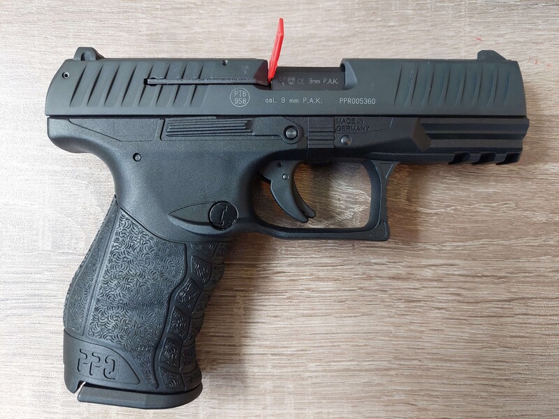 Walther PPQ M2 | 9 mm P.A.K. (+ Walther Holster)