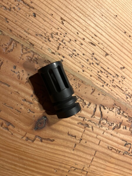 BRN AR-15 A2 .22‑Kaliber Mündungsfeuerdämpfer, 1/2"-28 Gewinde