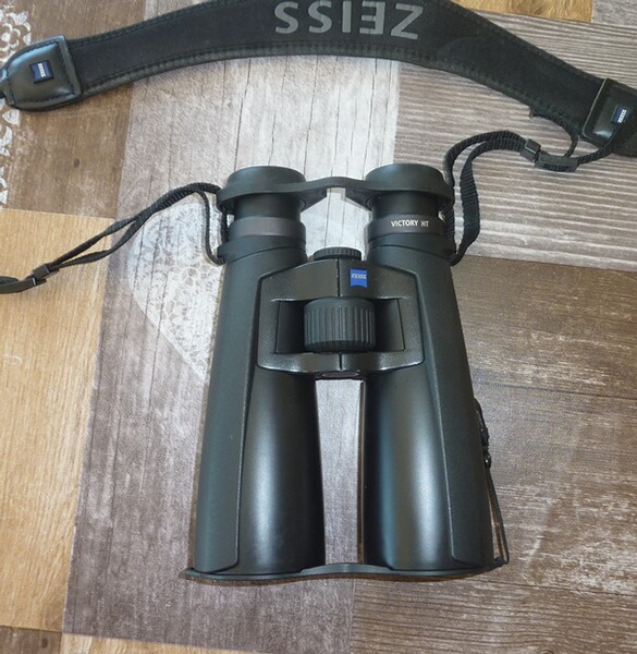 Fernglas Zeiss Victory HT 8x54