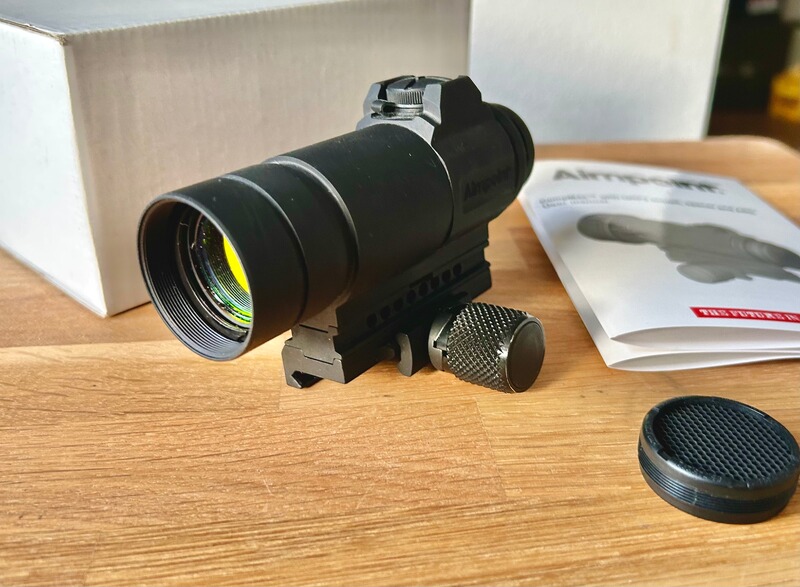 Aimpoint Comp M4s, US Army M68CCO