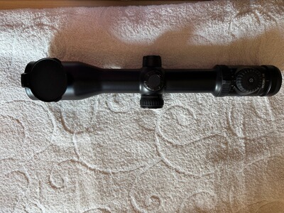 Zeiss Zielfernrohr V8 1,8-14x50 ZM