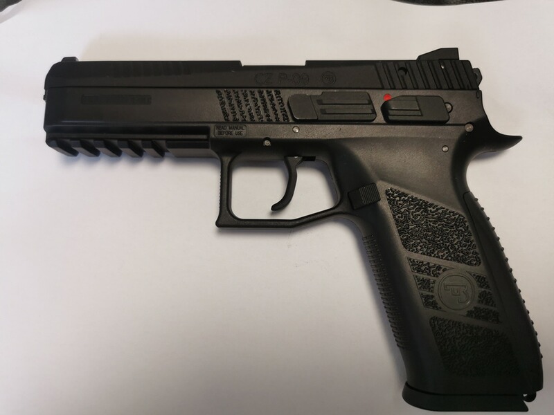 ASG CZ P-09 Schwarz m. Waffenkoffer