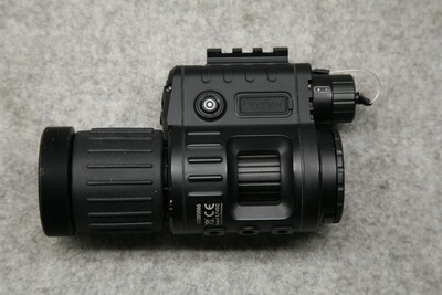 Nachtsichtgerät Diycon DNVC-3 Black Mamba + IR-LED Aufheller Predator 2 *Start 17.12.2025 - 12 Uhr*