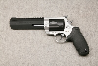 Revolver Taurus 460 , Kaliber .460 S+W Magnum