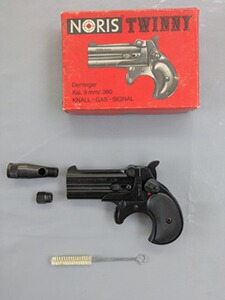 Noris Twinny Derringer