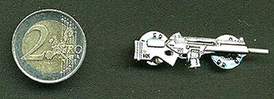 HG SL8 Gewehr als Metall-Anstecker