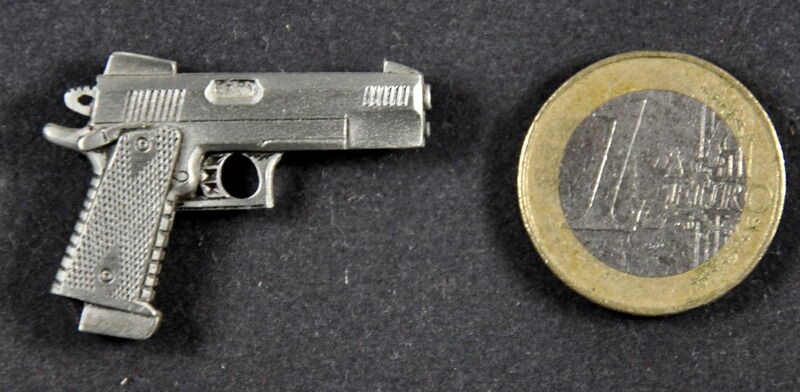 Colt 1911A1 Government Sportausführung als Metall-Anstecker