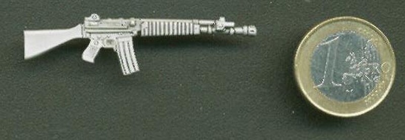 AR 70 Sturmgewehr als Metall-Anstecker