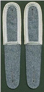 Paar Schulterklappen Feldwebel Luftwaffen-Felddivision Repro !!!